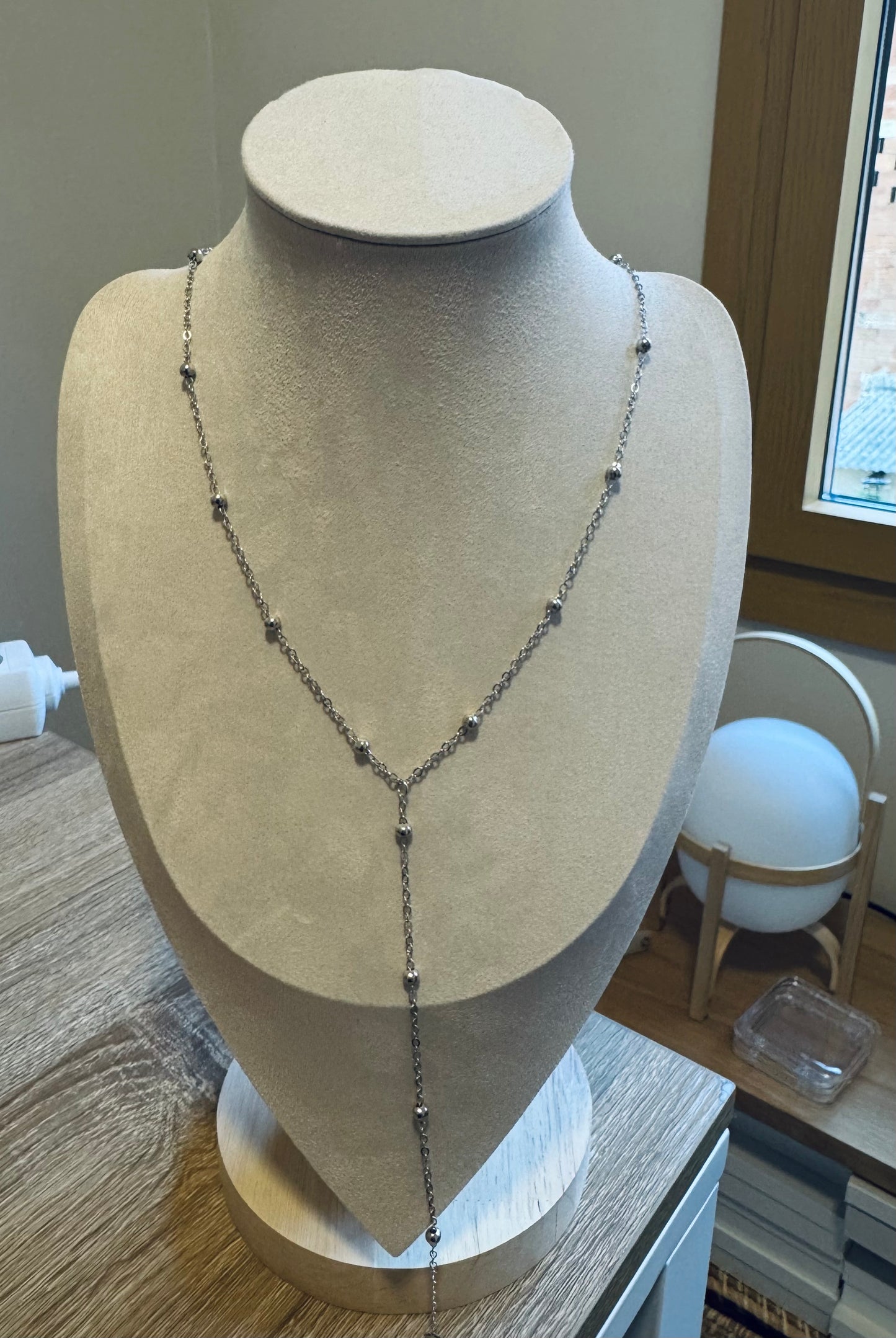 Y-Necklace – Minimalist & Stylish