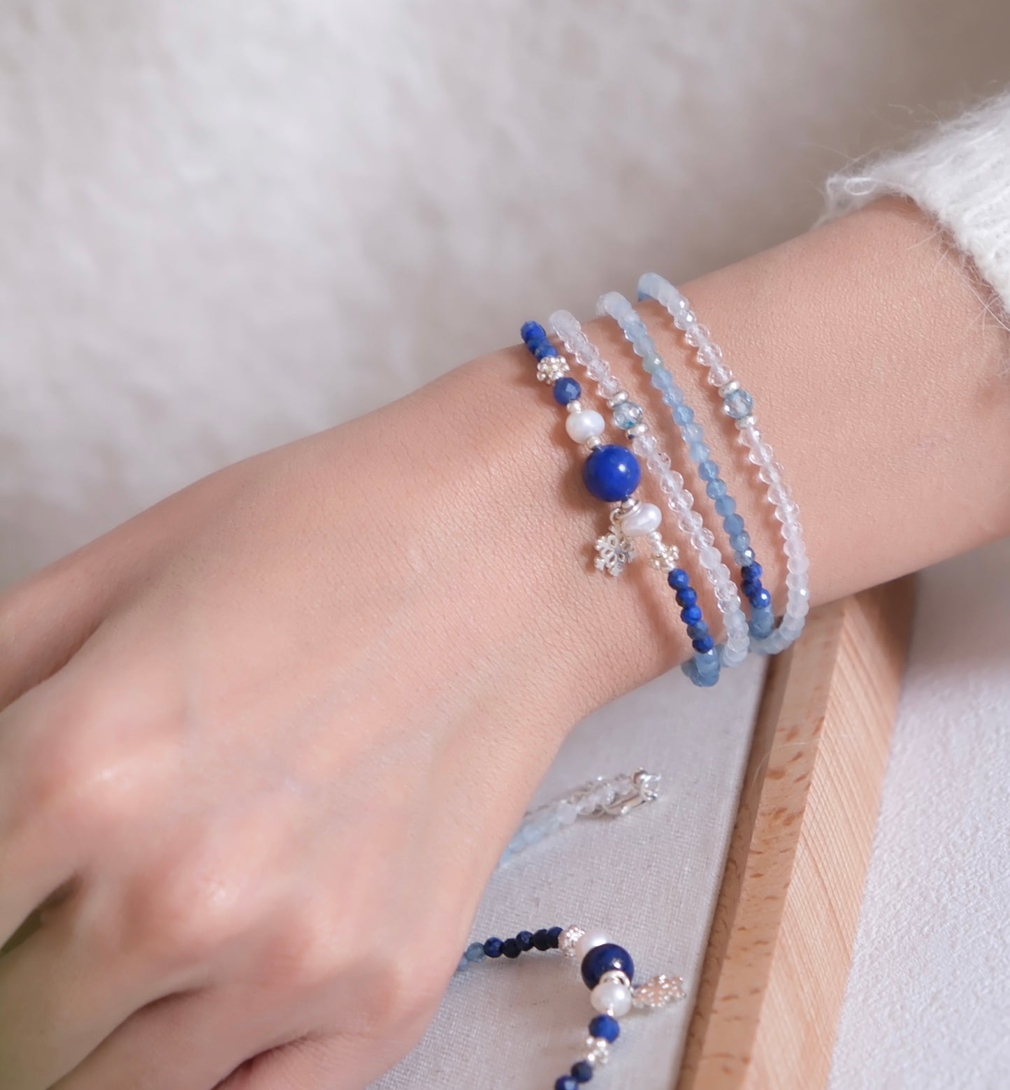 Frozen-Inspired Blue White Crystal Long Necklace – Icy Elegance