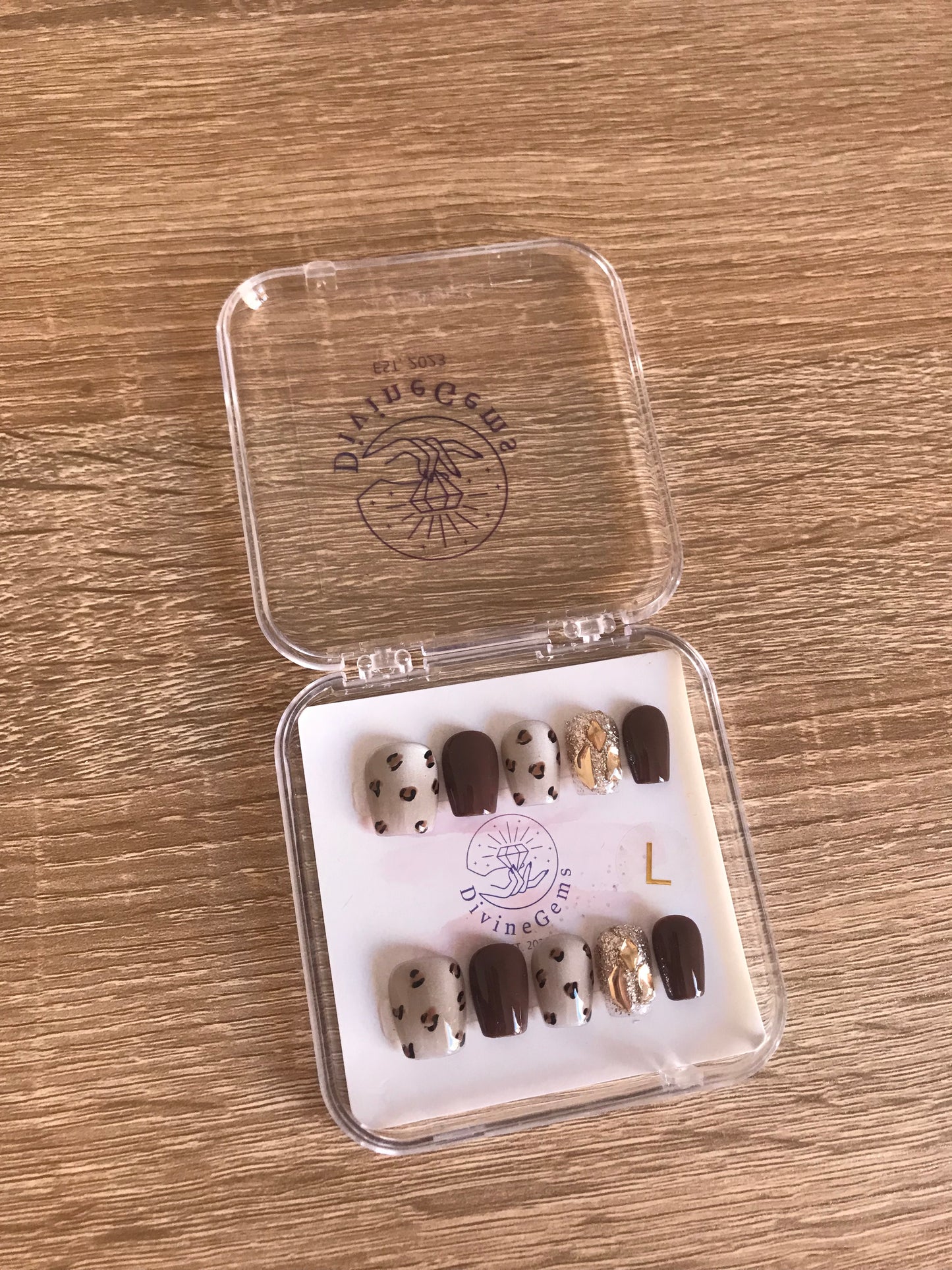 Leopard Sparkle Short Nails