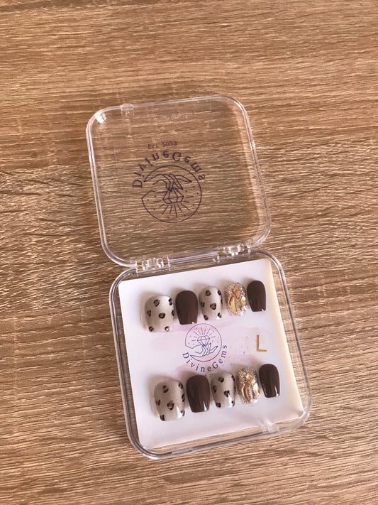Leopard Sparkle Short Nails