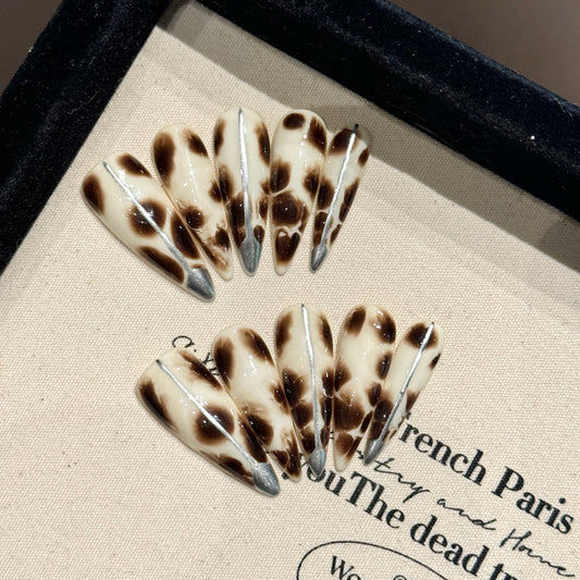 Fierce Leopard Stiletto Tips