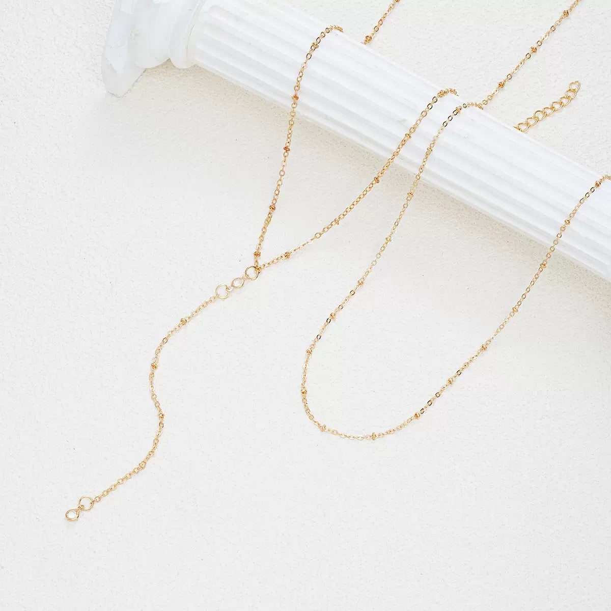 Gold Y-Necklace – Minimalist & Stylish