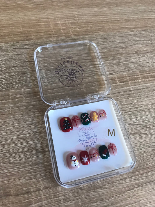 Frosty Xmas Short Nails