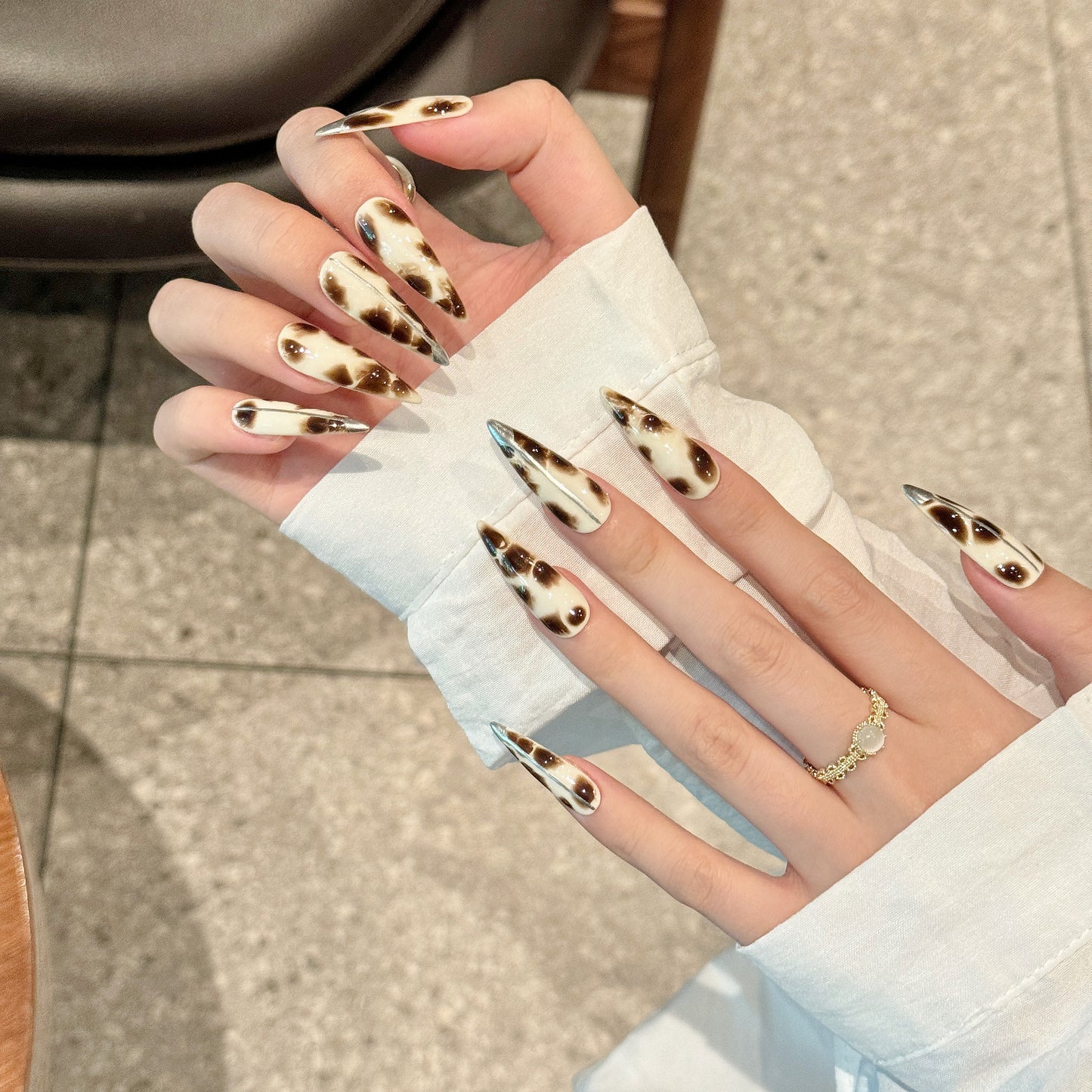 Fierce Leopard Stiletto Tips