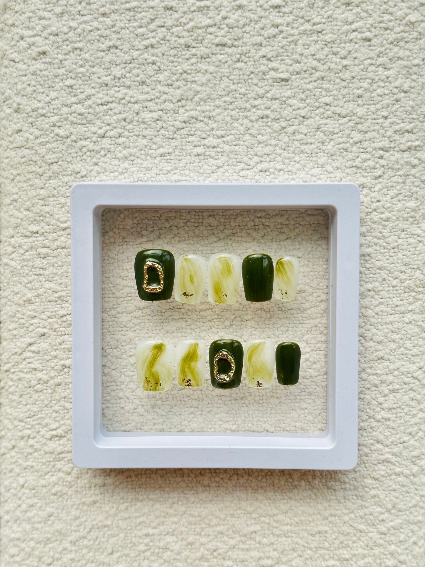 Emerald OZ Short Nails - Vibrant Green Themed Nails
