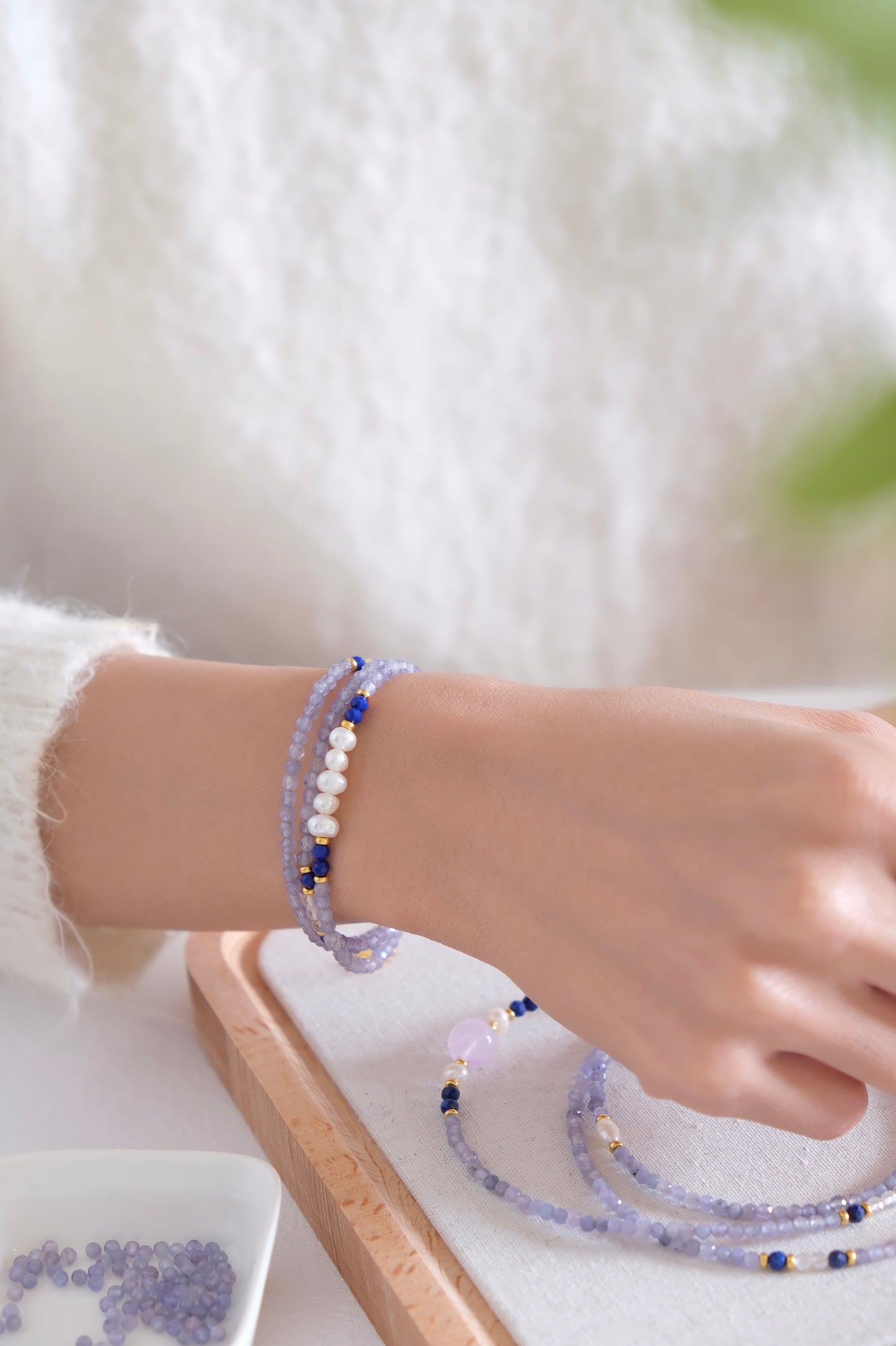 Bracelet Tanzanite et Perles de Cristal Bleu – Oceanic Harmony