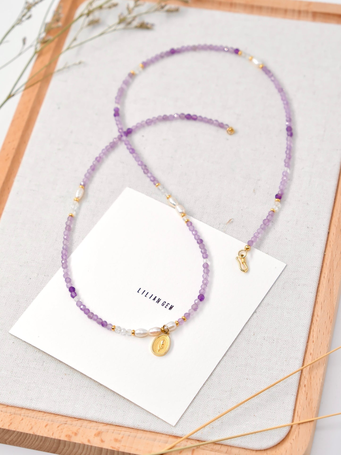 Collier long tulipe lavande améthyste – L'élégance en fleurs