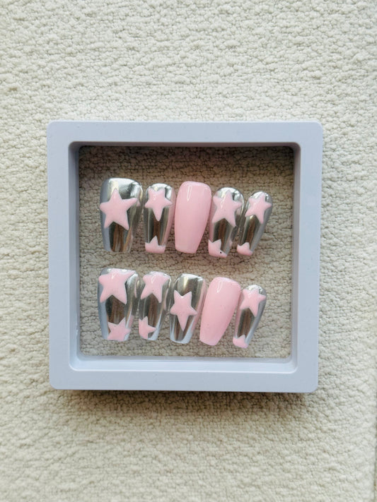 Faux ongles métalliques faits main | Miroir argenté avec étoiles roses