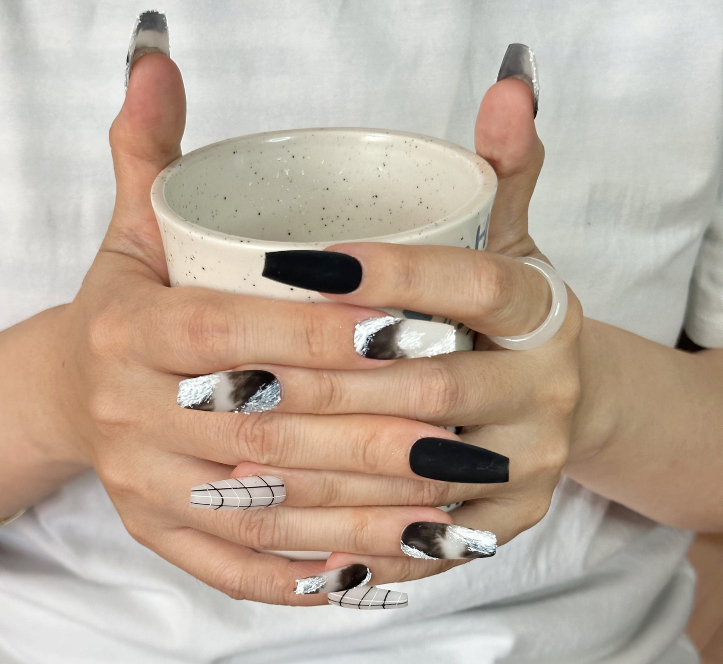Obsidian Gypsum Handmade Mid-Trapezoid Press-On Nails | Subtle Elegance in Matte Black and Silver | Perfect for Autumn & Winter